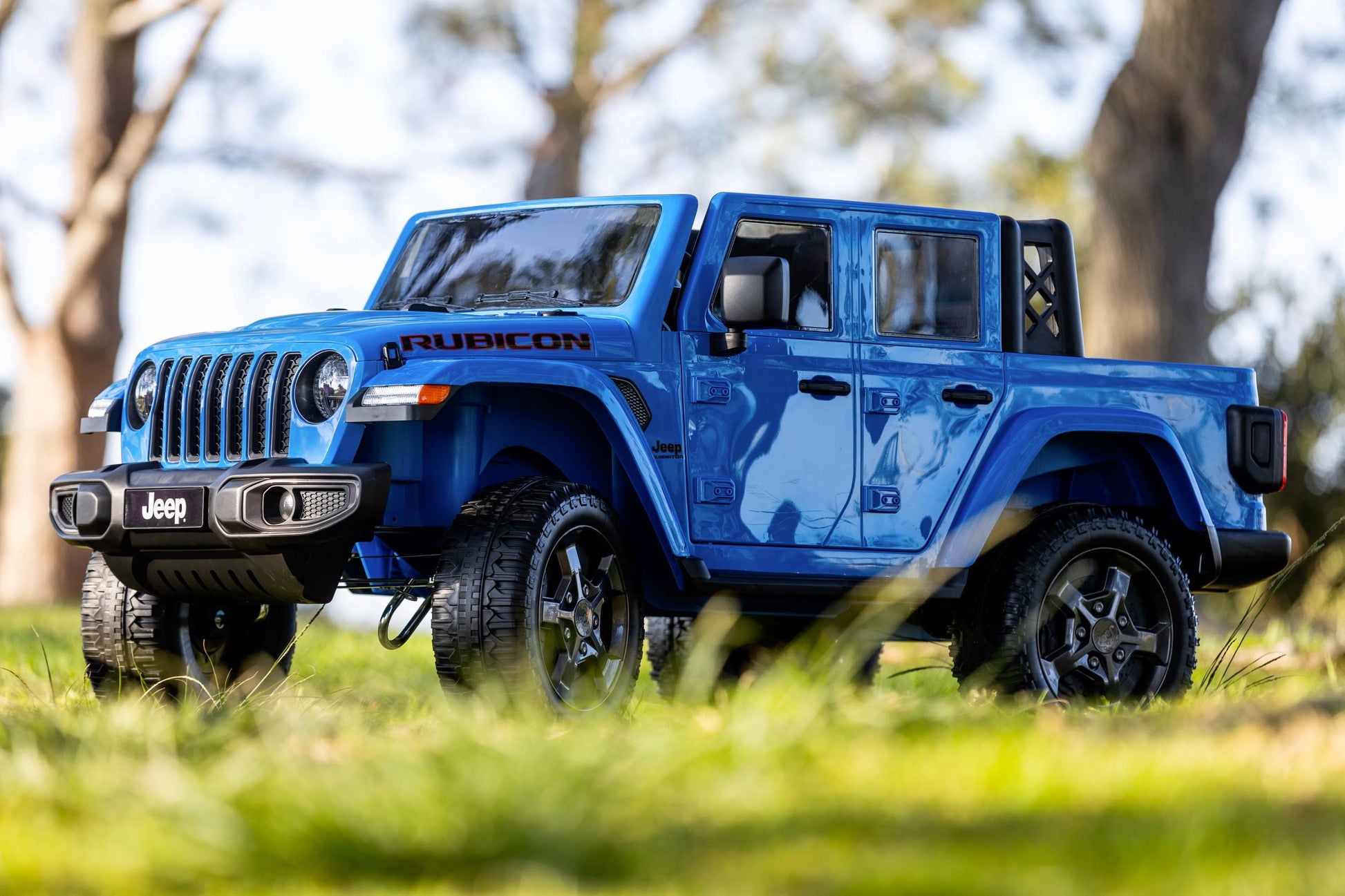 Gladiator Rubicon, 12V, Battery Powered Ride-On by Hyper Toys, 2-Seater, Blue